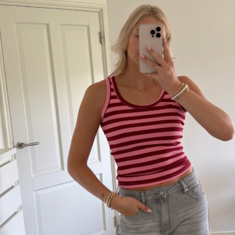 Top Anne
